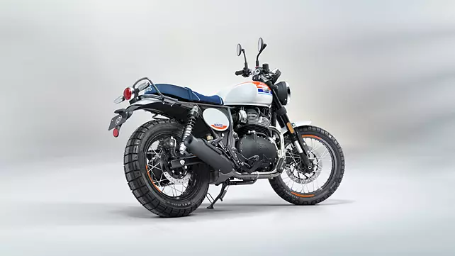 पावरफुल इंजन और स्टाइलिश लुक के साथ दिखी Royal Enfield Bear 650 की पहली झलक, बमबाट फीचर्स के साथ आएगा चलाने का मजा